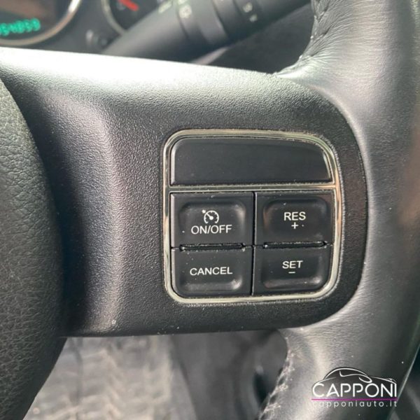 JEEP Wrangler - Unlimited 2.8 CRD DPF Sahara - immagine 20
