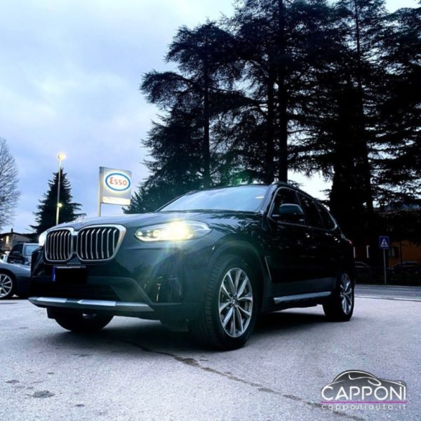 BMW X3 - xDrive20d 48V - immagine 2