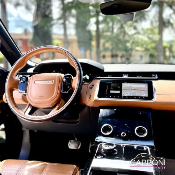 LAND ROVER Range Rover Velar - 2.0D I4 240 CV R-Dynamic - immagine 14
