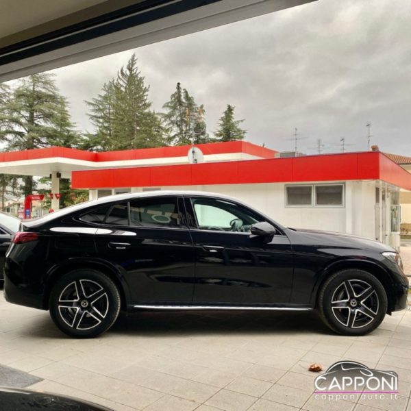 MERCEDES-BENZ GLC 220 - d 4Matic Coupé AMG - immagine 2