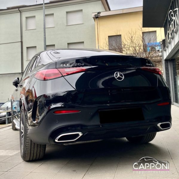 MERCEDES-BENZ GLC 220 - d 4Matic Coupé AMG - immagine 3