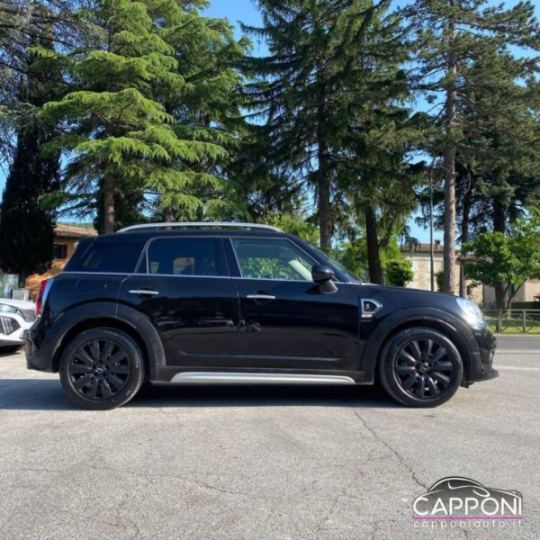 MINI Countryman - 2.0 Cooper SD Aut. - immagine 4