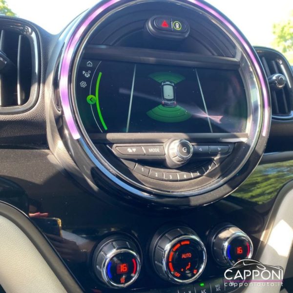 MINI Countryman - 2.0 Cooper SD Aut. - immagine 11