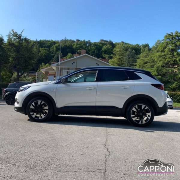 OPEL Grandland X - 1.5 diesel - immagine 3