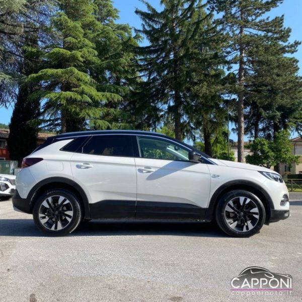 OPEL Grandland X - 1.5 diesel - immagine 2