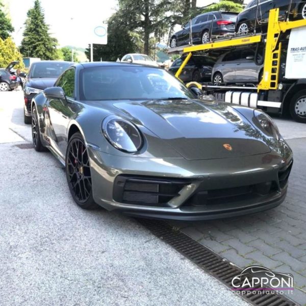 PORSCHE 911 - Carrera 4 GTS - immagine 2