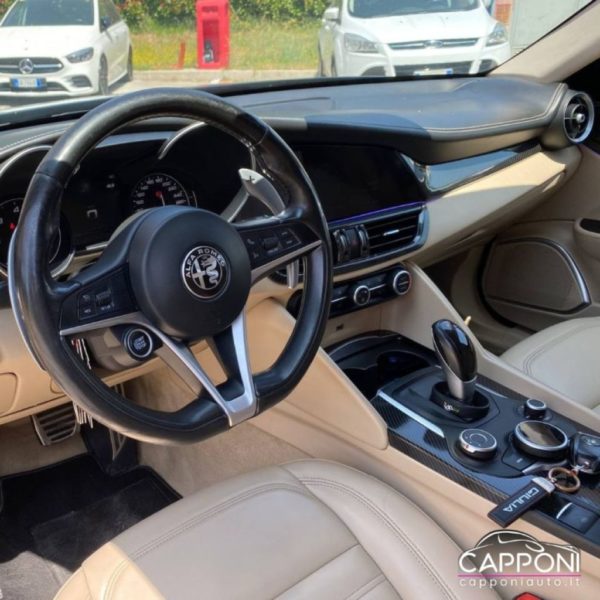 ALFA ROMEO Giulia - 2.2 Turbodiesel 150 CV Q4 - immagine 7