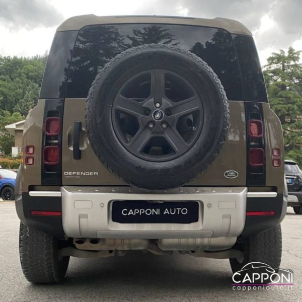 LAND ROVER Defender - 110 3.0D I6 200 CV AWD Auto - immagine 9