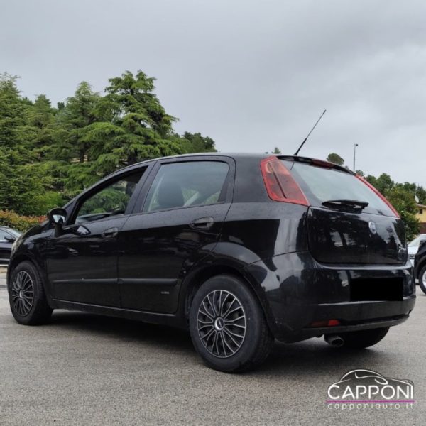 FIAT Grande Punto - 1.3 MJT 75 CV 5 porte - OK NEOPATENTATI - immagine 4