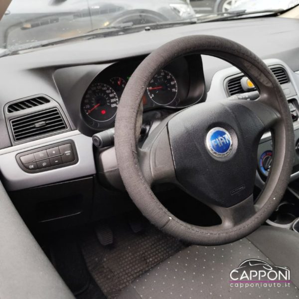 FIAT Grande Punto - 1.3 MJT 75 CV 5 porte - OK NEOPATENTATI - immagine 8