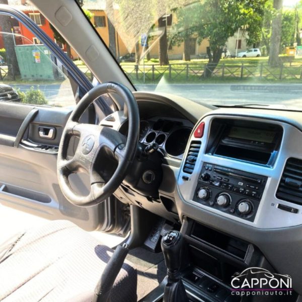 MITSUBISHI Pajero - GLS 3.2 16V DI-D 3p - immagine 7