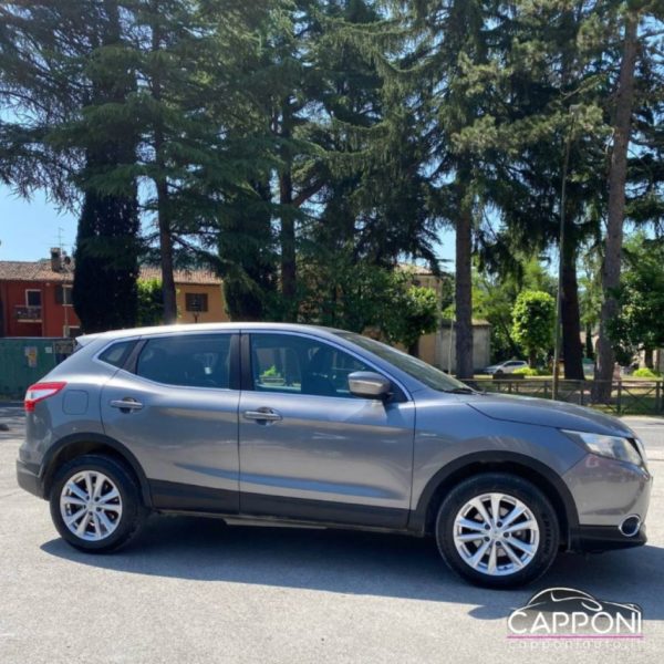 NISSAN Qashqai - 1.5 dCi - immagine 3