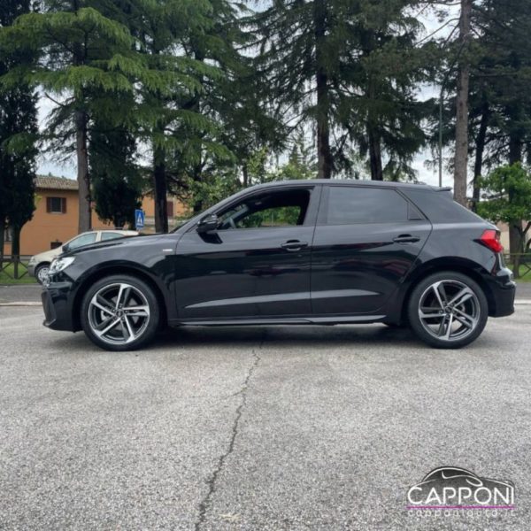 AUDI A1 - 30 TFSI Sportback SLine - immagine 3