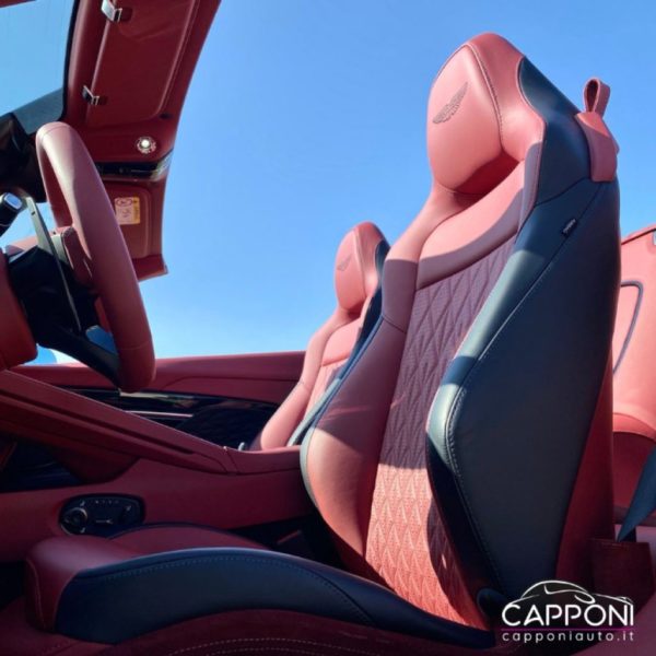 ASTON MARTIN DB12 - V8 Volante - immagine 7