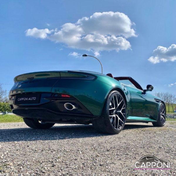 ASTON MARTIN DB12 - V8 Volante - immagine 3