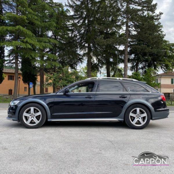 AUDI A6 allroad - 3.0 TDI S tronic - immagine 3