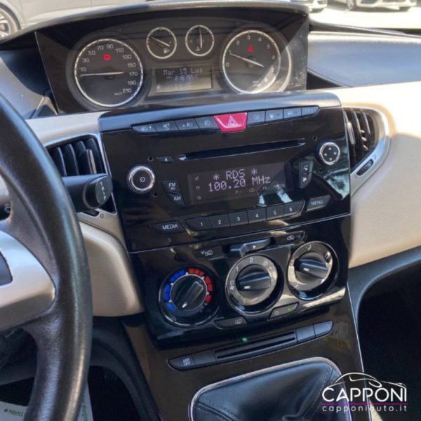 LANCIA Ypsilon - 0.9 - OK NEOPATENTATI - immagine 11