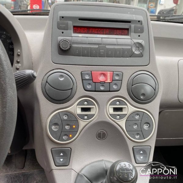FIAT Panda - 1.3 MJT 4x4 - NEOPATENTATI - immagine 8
