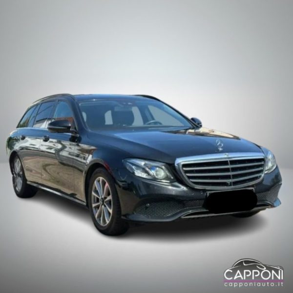 MERCEDES-BENZ E 220 - d - immagine 2
