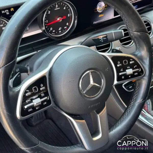 MERCEDES-BENZ E 220 - d - immagine 6