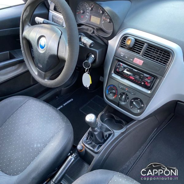 FIAT Grande Punto - 1.3 MJT 75 CV 5 porte - OK NEOPATENTATI - immagine 7