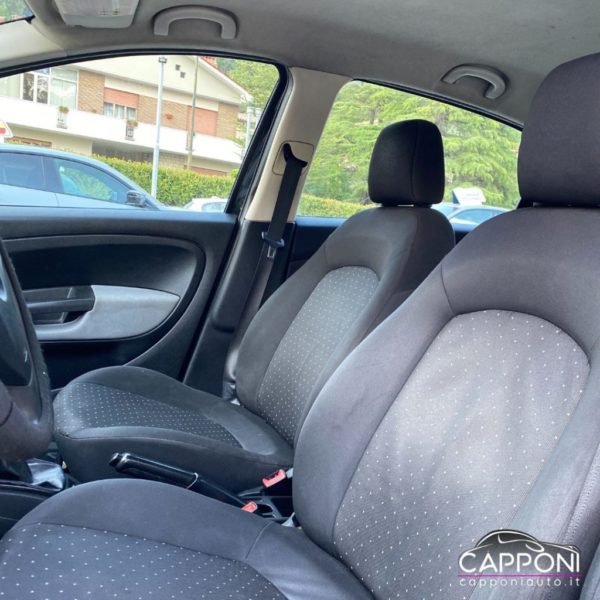 FIAT Grande Punto - 1.3 MJT 75 CV 5 porte - OK NEOPATENTATI - immagine 9