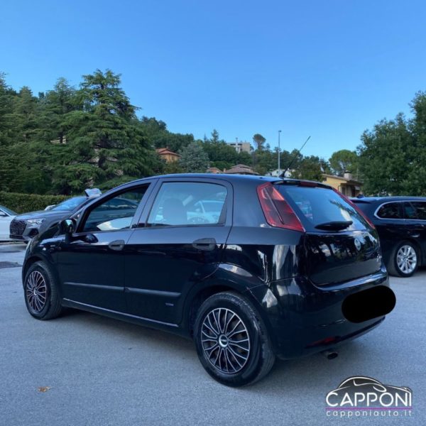 FIAT Grande Punto - 1.3 MJT 75 CV 5 porte - OK NEOPATENTATI - immagine 4