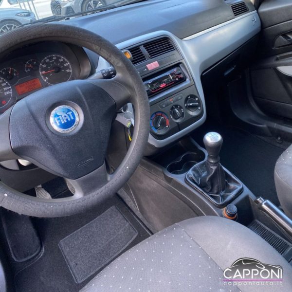 FIAT Grande Punto - 1.3 MJT 75 CV 5 porte - OK NEOPATENTATI - immagine 10