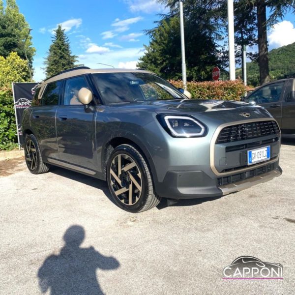 MINI Countryman - D Favoured - immagine 2