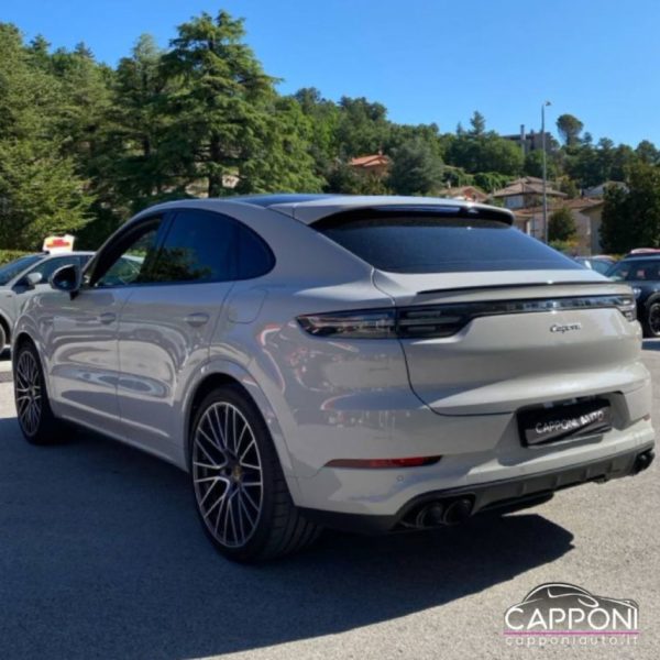 PORSCHE Cayenne - Coupé 3.0 E-Hybrid - immagine 3