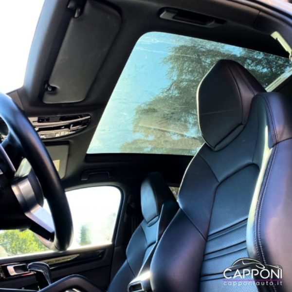 PORSCHE Cayenne - Coupé 3.0 E-Hybrid - immagine 17