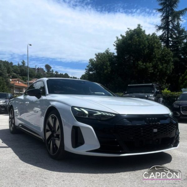AUDI e-tron GT - quattro - immagine 2