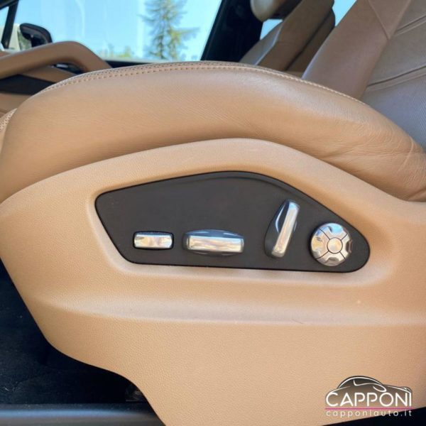 PORSCHE Cayenne - 3.0 Coupè gesso - immagine 7