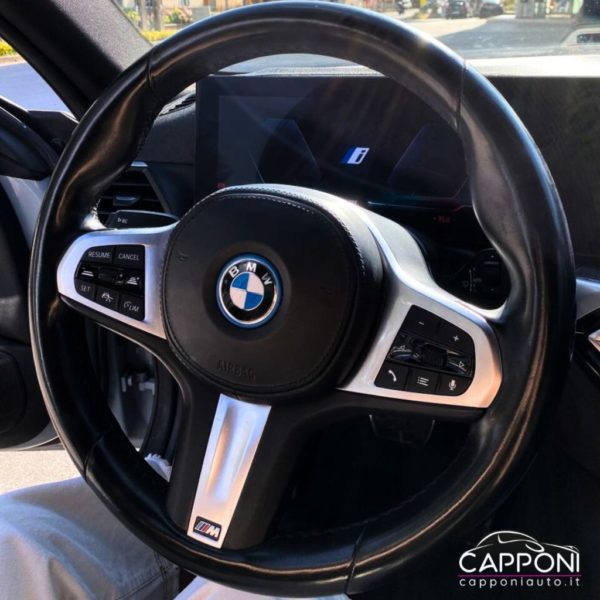 BMW i4 - eDrive 40 MSport - immagine 17