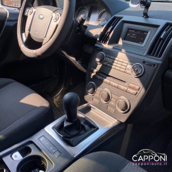 LAND ROVER Freelander - 2.2 eD4 2WD - immagine 16