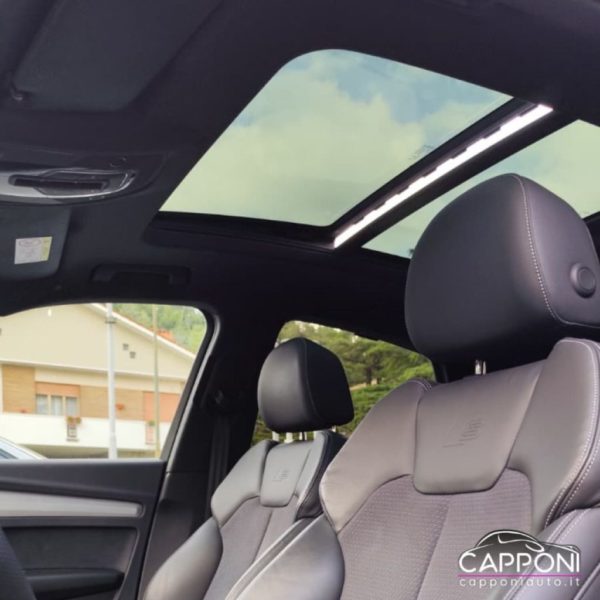 AUDI Q5 - 40 TDI quattro S line Sportback - immagine 9