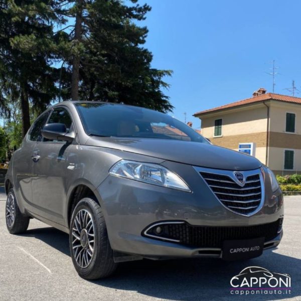 LANCIA Ypsilon - 0.9 - OK NEOPATENTATI - immagine 2