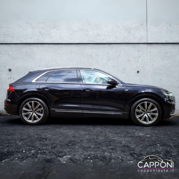 AUDI Q8 - 50 TDI 286 CV quattro tiptronic SLine - immagine 2