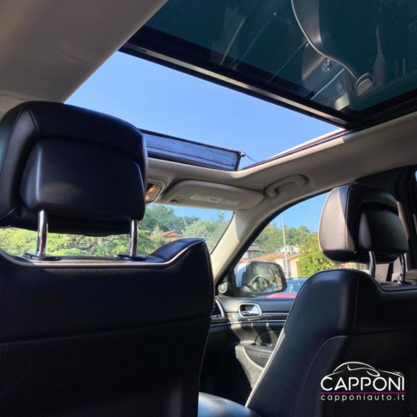 JEEP Grand Cherokee - 3.0 CRD 241 CV Overland - immagine 11