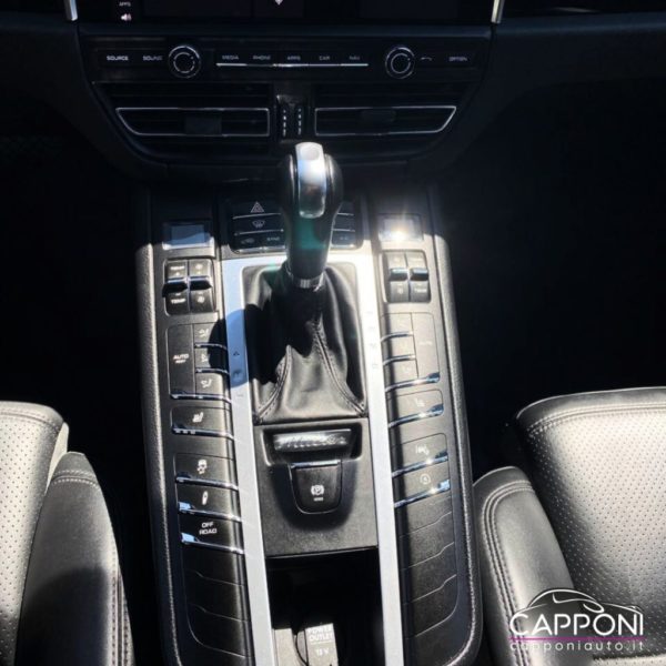 PORSCHE Macan - 2.0 - immagine 16