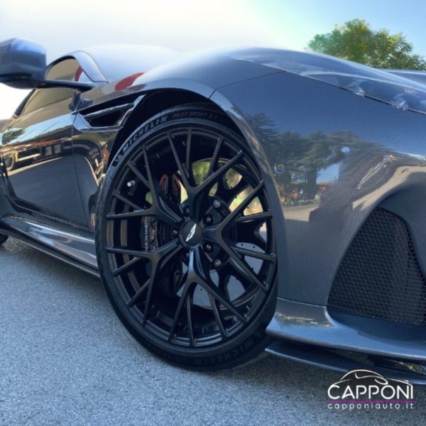 ASTON MARTIN DB12 - V8 Coupé - immagine 4