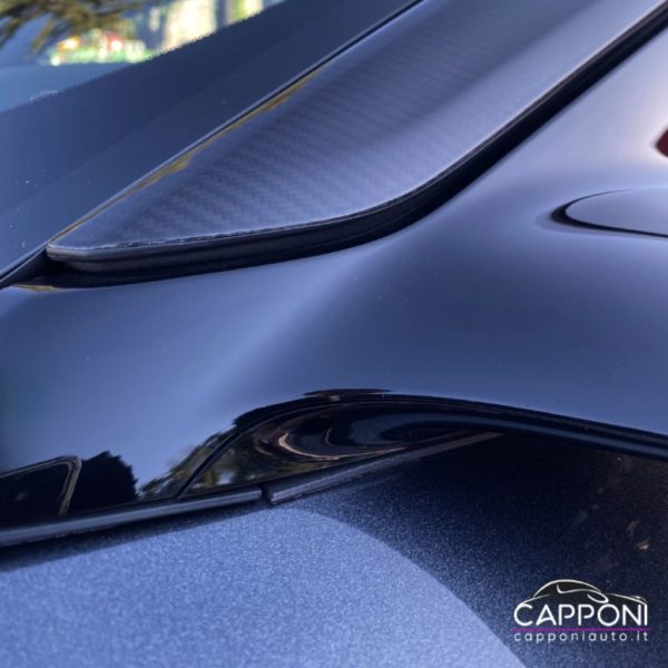 ASTON MARTIN DB12 - V8 Coupé - immagine 18