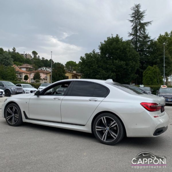 BMW 740 - d xDrive Msport 4x4 - immagine 4