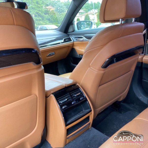 BMW 740 - d xDrive Msport 4x4 - immagine 12