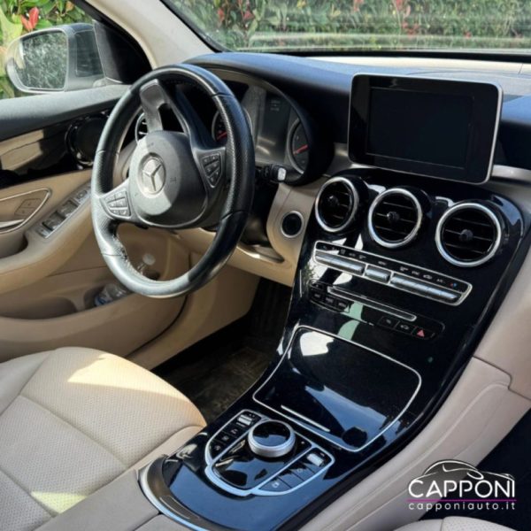 MERCEDES-BENZ GLC 250 - d 4Matic Premium - immagine 8