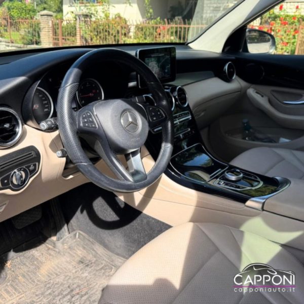 MERCEDES-BENZ GLC 250 - d 4Matic Premium - immagine 12