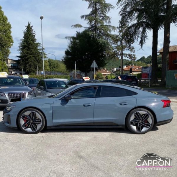 AUDI e-tron GT - RS quattro - PROMO - immagine 2